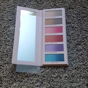 Hindash Monochromance Palette